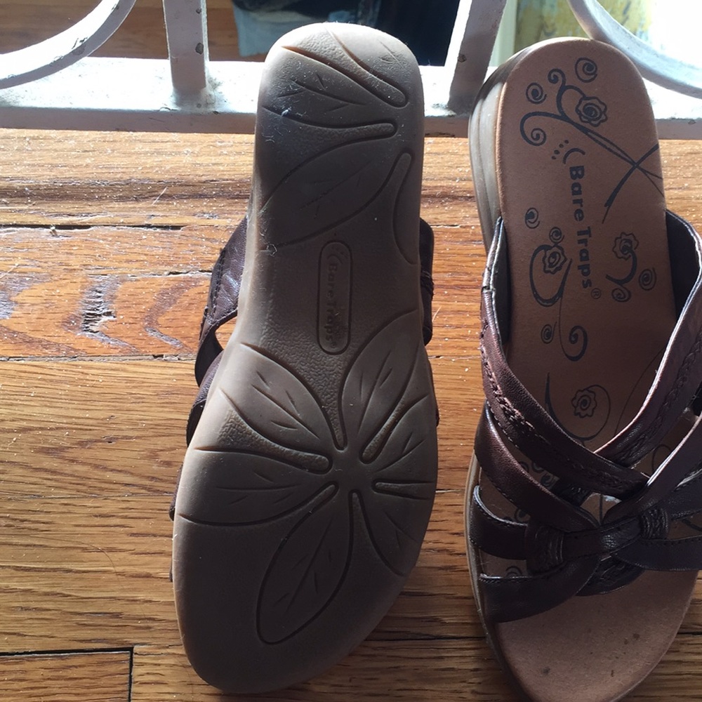 Sandals 👡 - Picture 2 of 3
